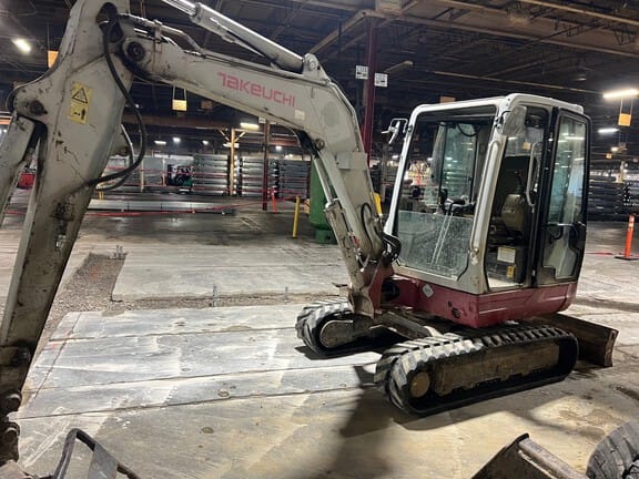 Main image Takeuchi TB235