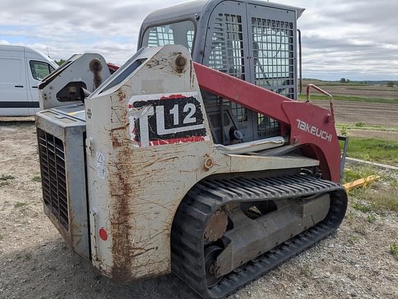 Image of Takeuchi TL12 equipment image 4