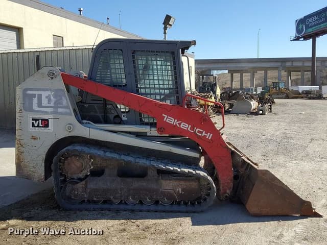 Image of Takeuchi TL12 equipment image 3