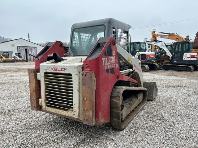 Image of Takeuchi TL230 equipment image 3