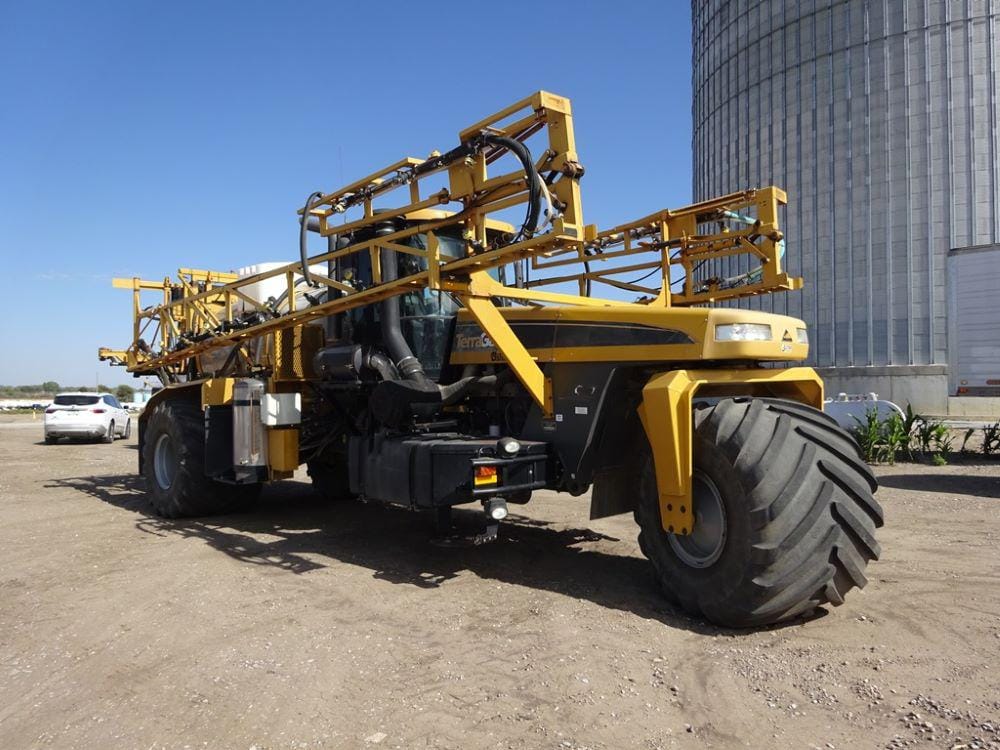 Main image Terra-Gator TG8300