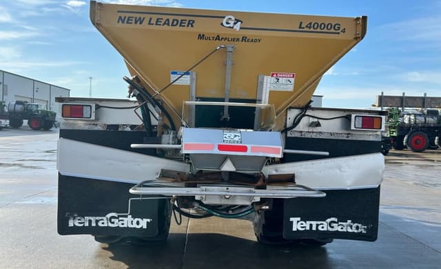 Image of Terra-Gator TG7300 equipment image 3