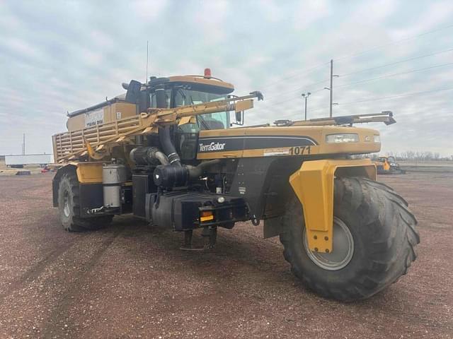 Image of Terra-Gator TG8300 equipment image 1