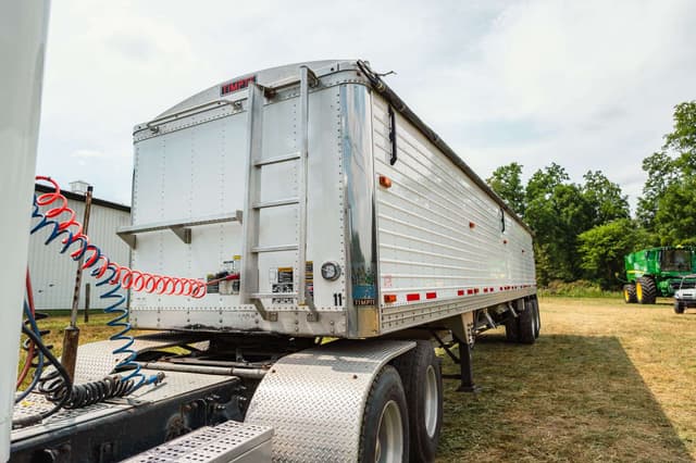 Image of Timpte Super Hopper equipment image 2