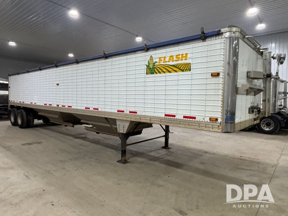 2013 Timpte Super Hopper Equipment Image0