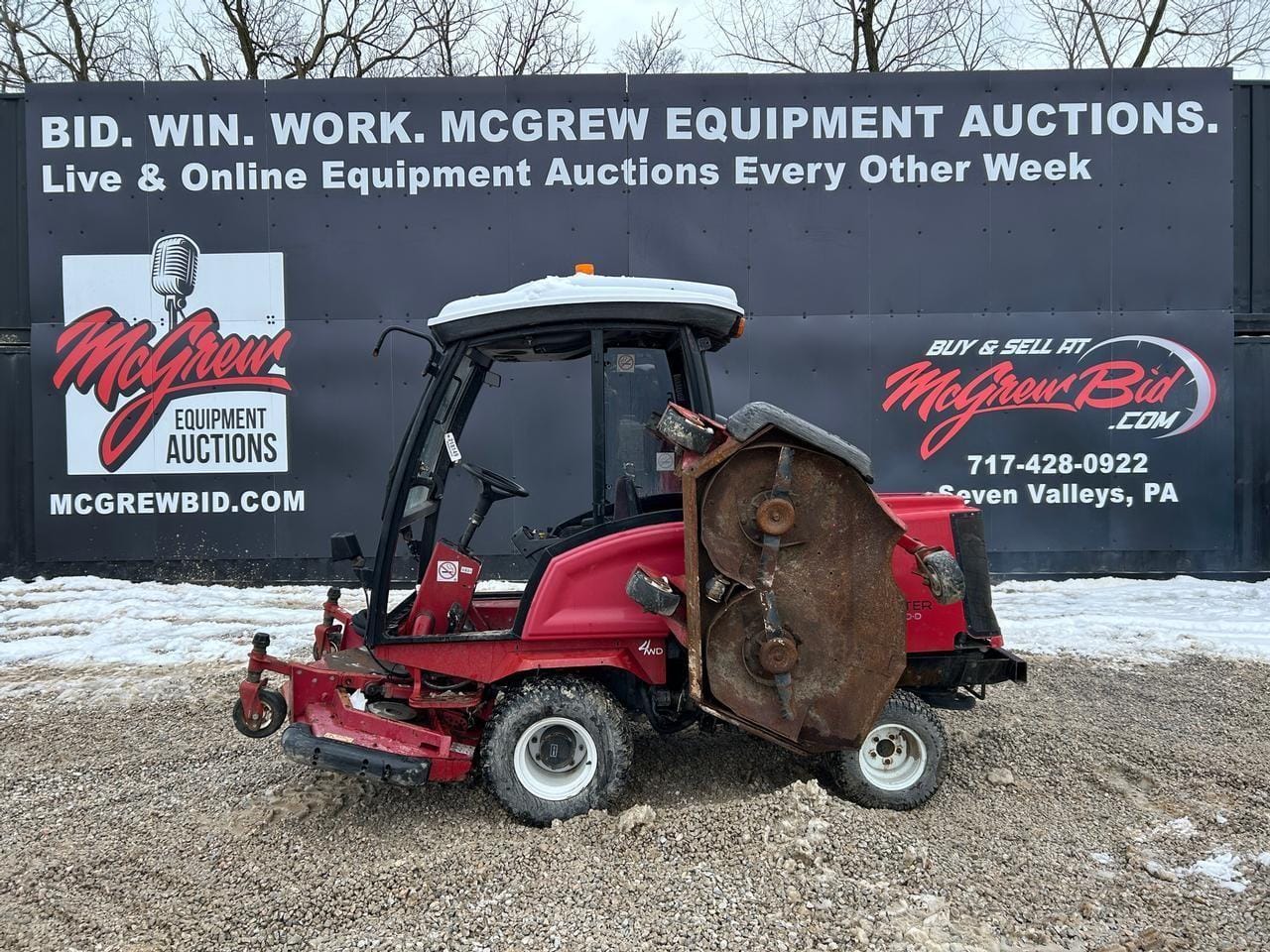 2013 Toro Groundsmaster 4010-D Equipment Image0