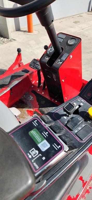 Image of Toro Groundsmaster 4100-D equipment image 3