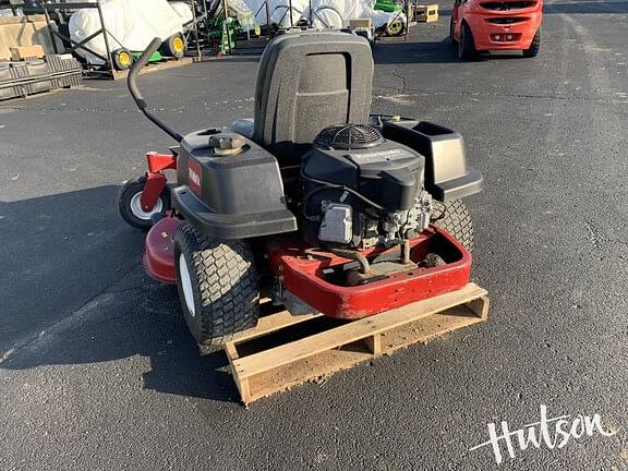 Image of Toro Timecutter SS5000 equipment image 2