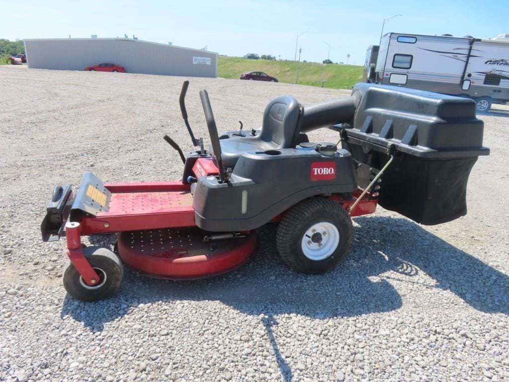 2013 Toro Timecutter SS3200 Equipment Image0