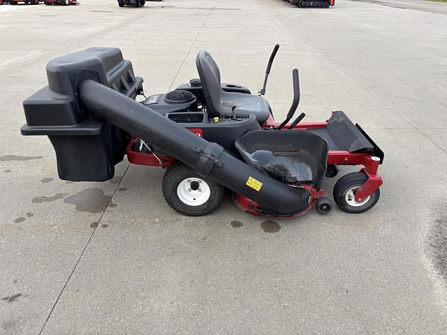 Image of Toro Timecutter SS5000 equipment image 4