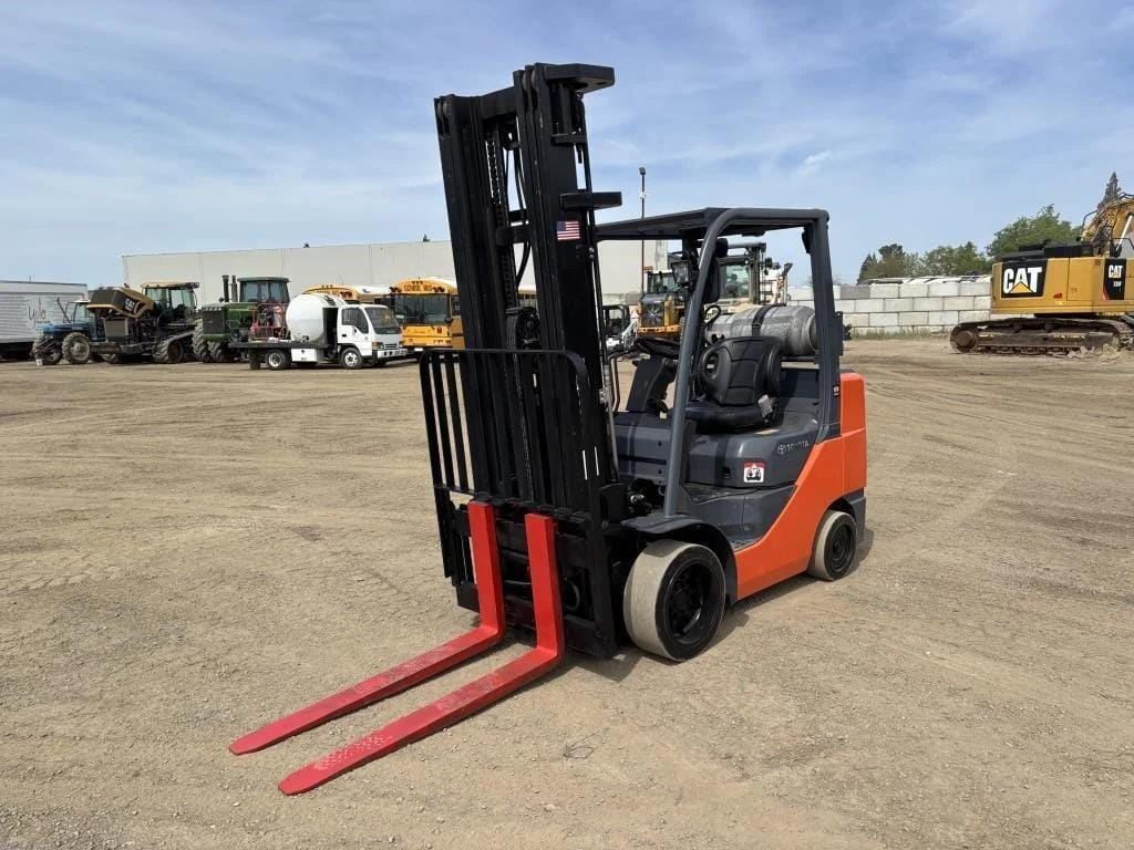 2013 Toyota 8FGCU32 Equipment Image0