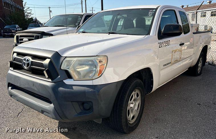 Image of Toyota Tacoma Primary image