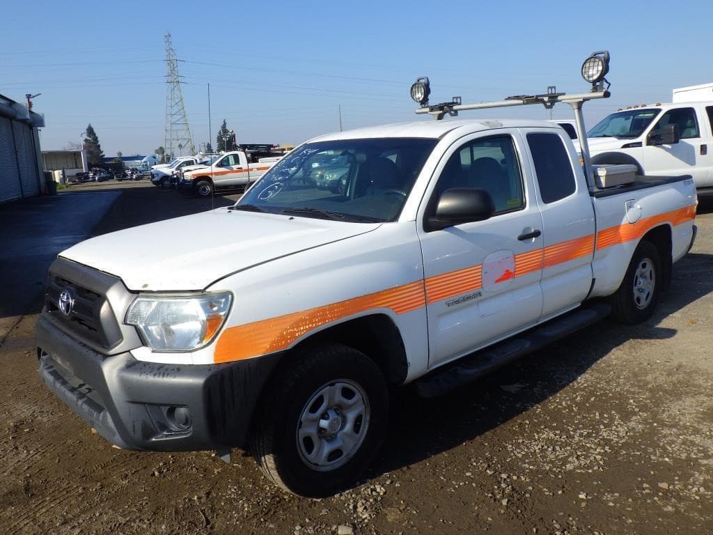Image of Toyota Tacoma Primary image