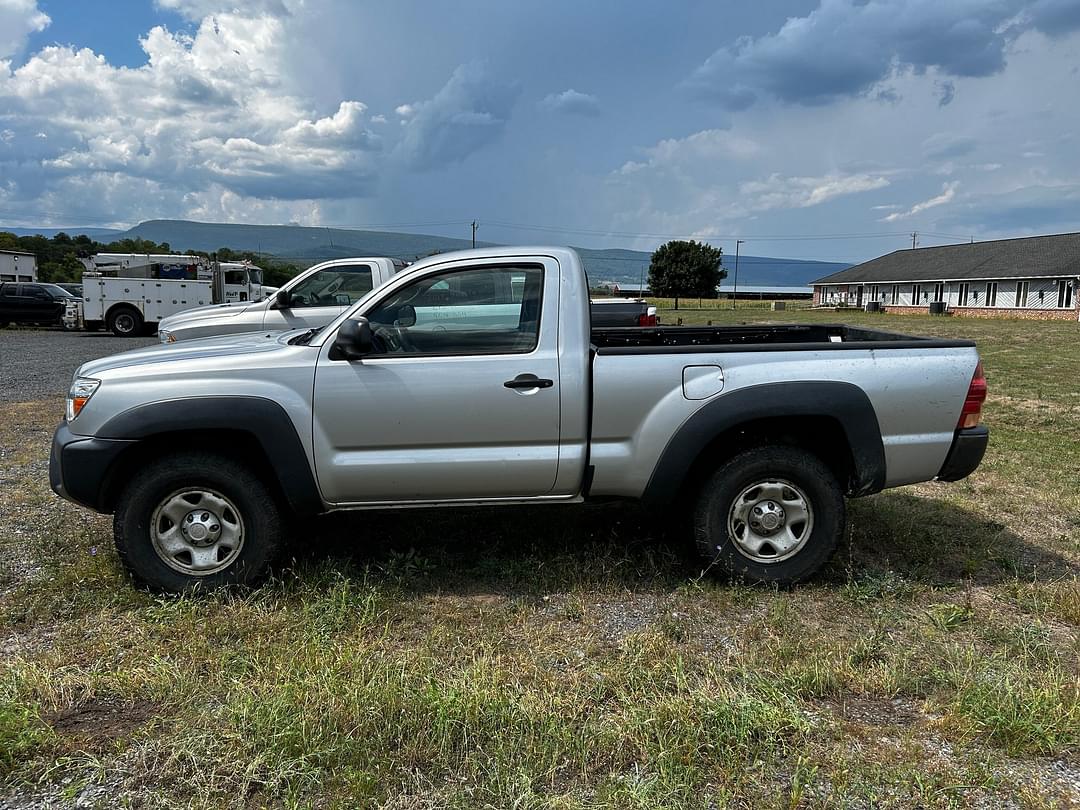 Image of Toyota Tacoma Primary image