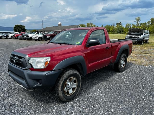 Image of Toyota Tacoma equipment image 1