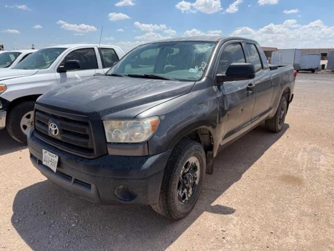 Image of Toyota Tundra Image 0