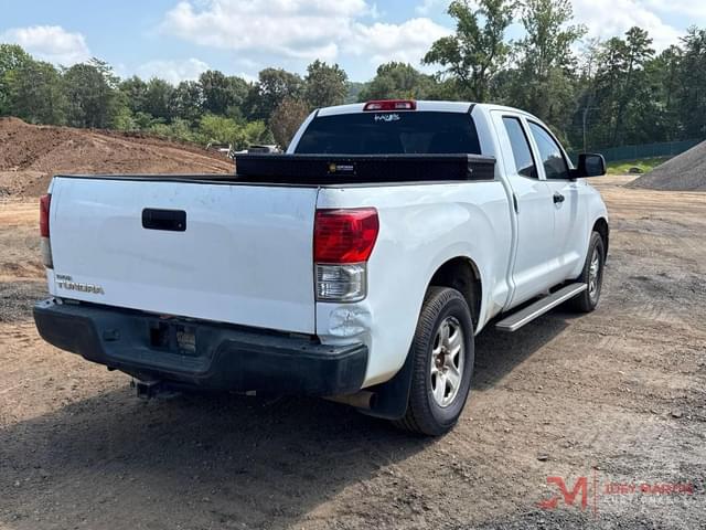 Image of Toyota Tundra equipment image 3
