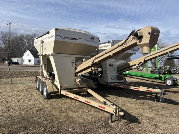 2013 Unverferth 3750 Equipment Image0