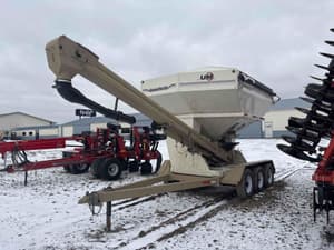 2013 Unverferth 3750 Image