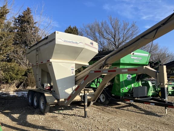 Image of Unverferth 3750XL equipment image 2