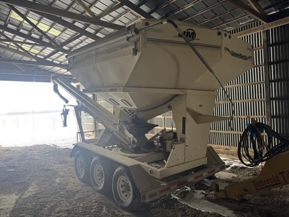 Image of Unverferth 3750XL equipment image 1