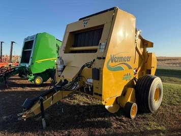 Main image Vermeer 605M