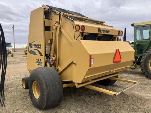 Image of Vermeer 605 Super M equipment image 3