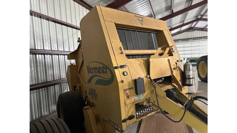 2013 Vermeer 605SM Equipment Image0