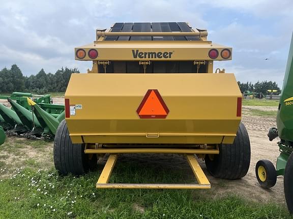Image of Vermeer 605 Super M equipment image 3