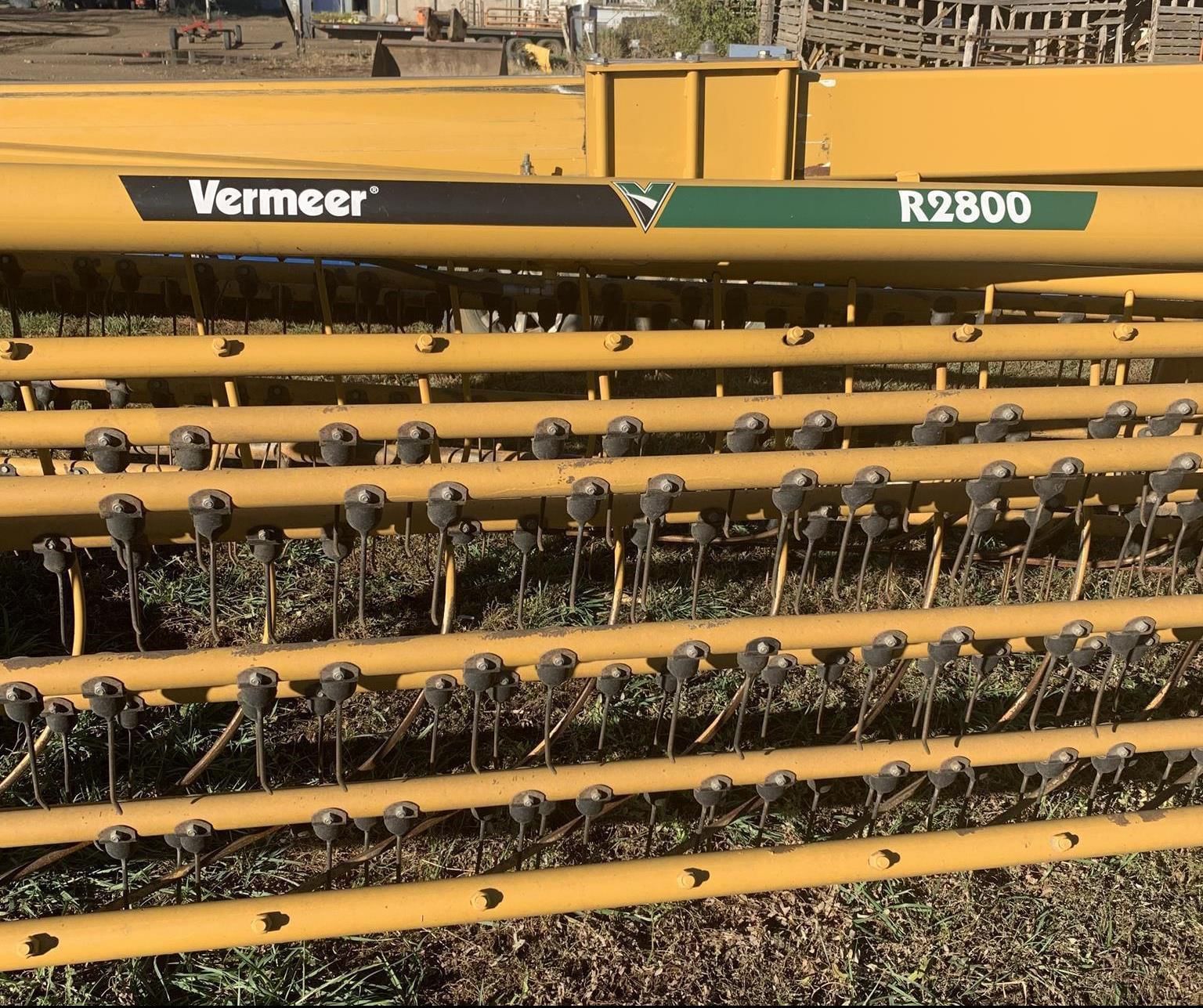 2013 Vermeer R2800 Equipment Image0