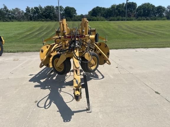 Image of Vermeer R2800 equipment image 1