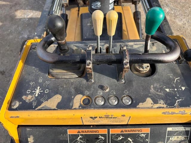 Image of Vermeer S800TX equipment image 4