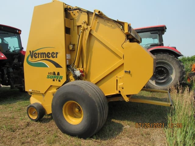 Image of Vermeer 605 Super M equipment image 3