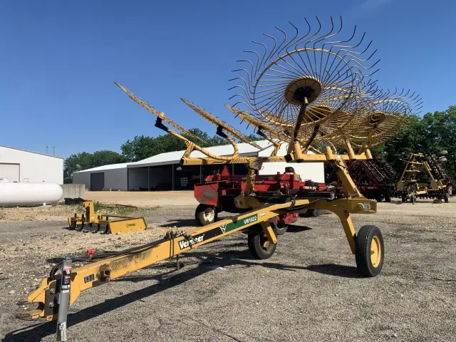 Image of Vermeer VR1022 equipment image 2