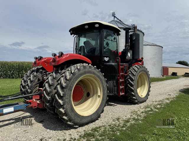 Image of Versatile 375 equipment image 2