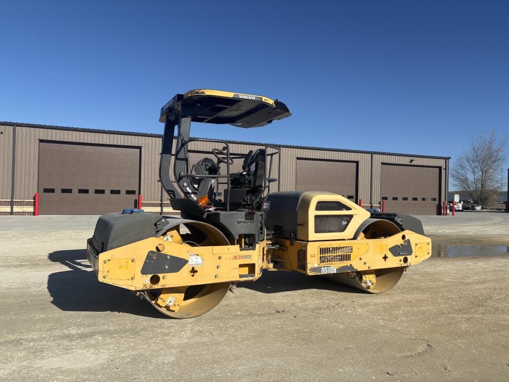 2013 Volvo DD110B Equipment Image0