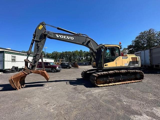 Image of Volvo EC220DL equipment image 1