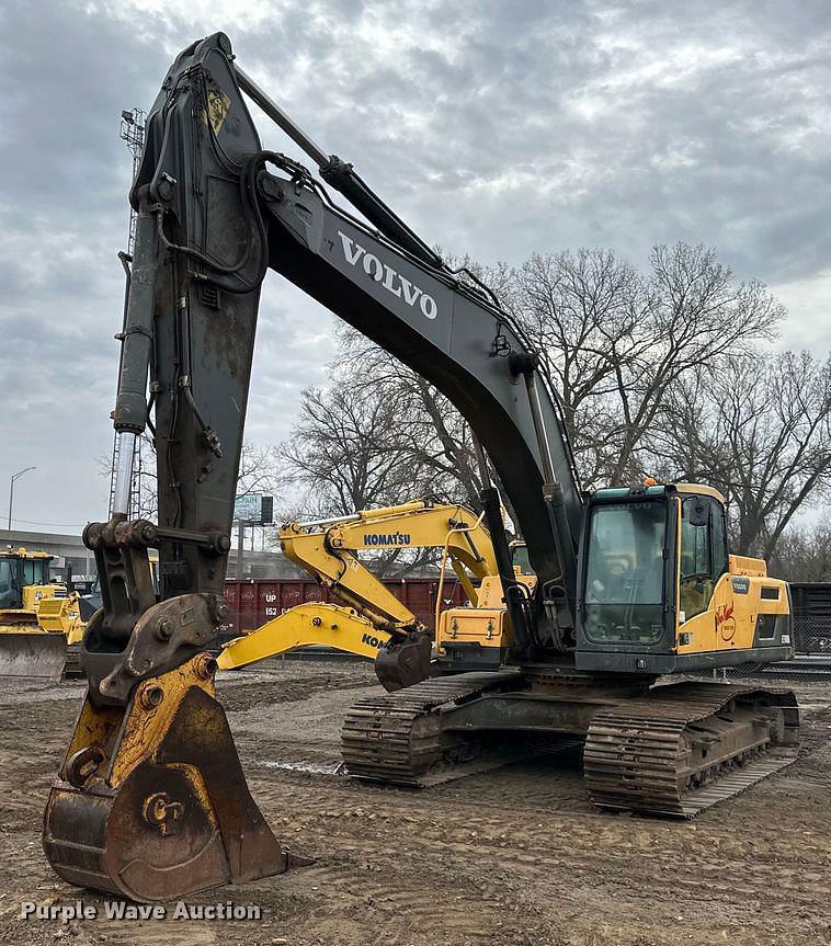 Image of Volvo EC300DL Primary image