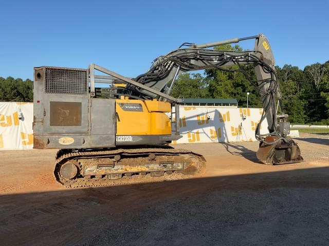 Image of Volvo ECR235DL equipment image 3