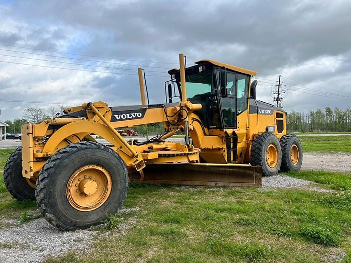 2013 Volvo G930B Equipment Image0