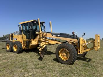 Main image Volvo G946B