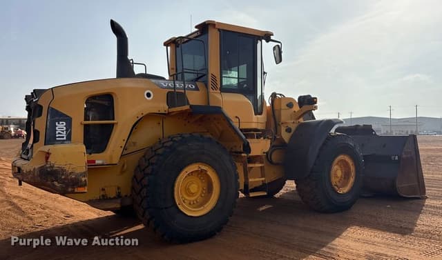 Image of Volvo L120G equipment image 4