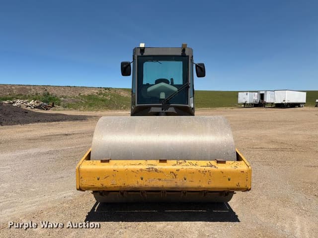 Image of Volvo SD115D equipment image 1