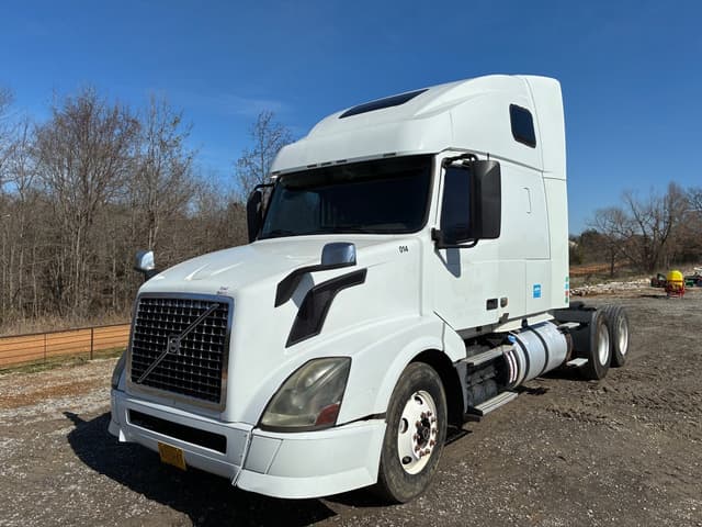 Image of Volvo VN equipment image 3