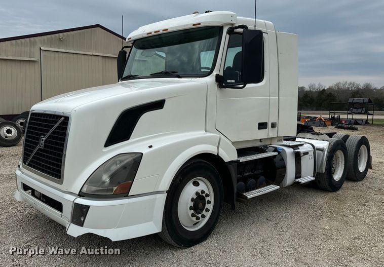 Main image Volvo VNL