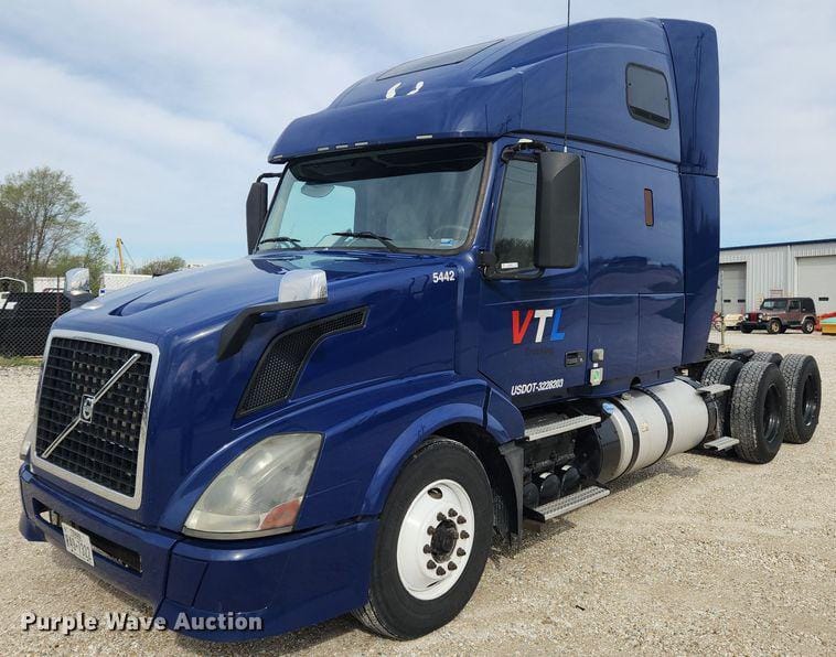Main image Volvo VNL