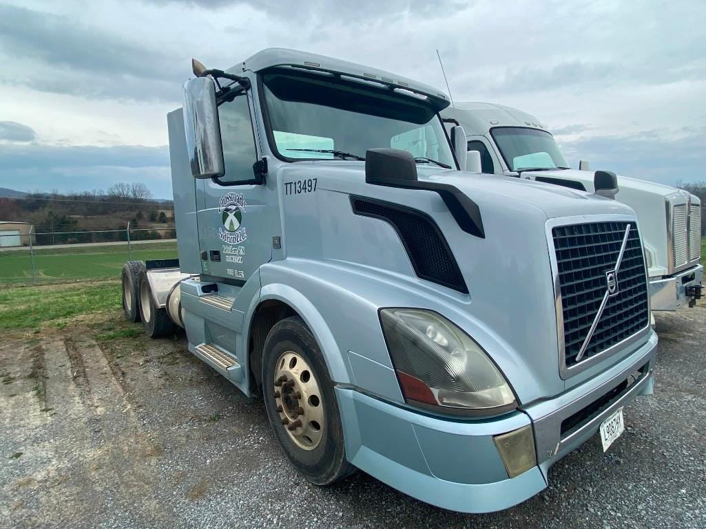 Main image Volvo VNL