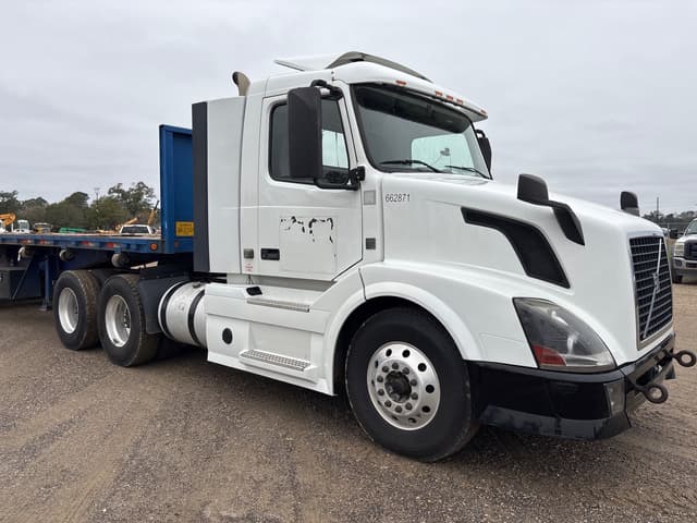 Image of Volvo VNL equipment image 1