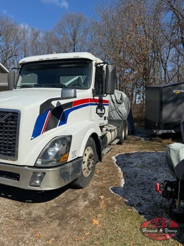Image of Volvo VNL equipment image 2