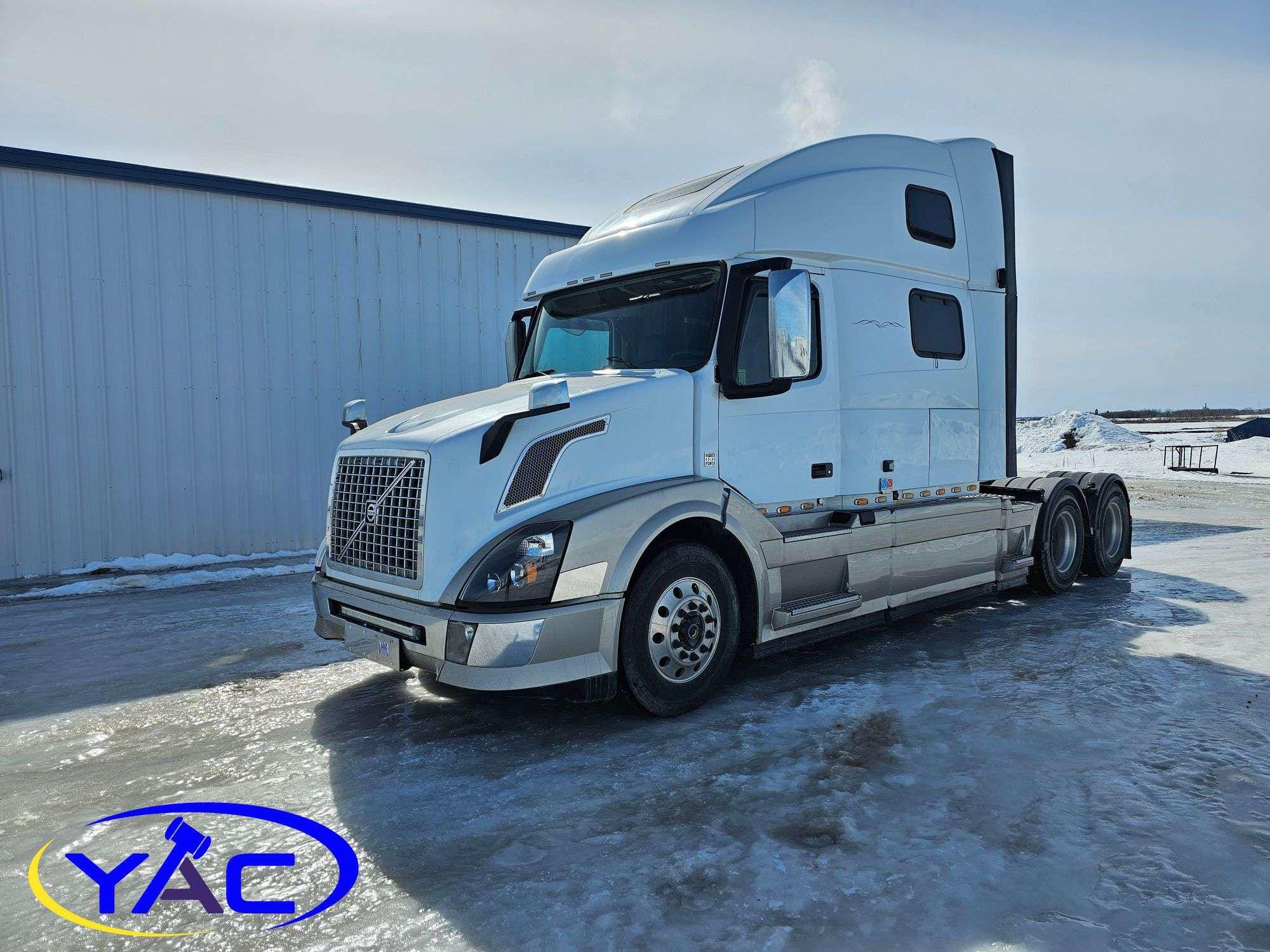 Main image Volvo VNL64T